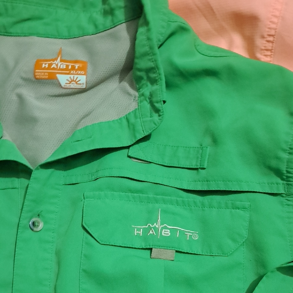 Habit Set Of 2 ..Men's Green and Peach Casual Button Down Shirts - Picture 3 of 9